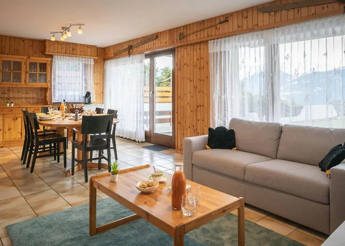 Austral 105 By Interhome *