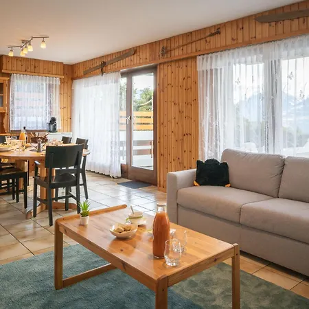 Austral 105 By Interhome *