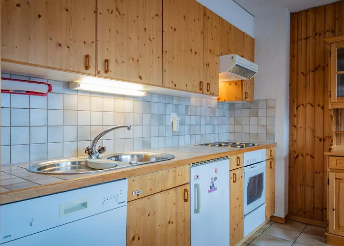 Austral 105 By Interhome אוברונאז
